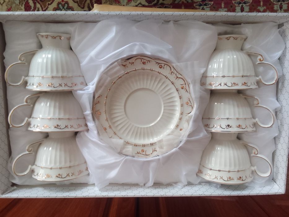 Продам посуду новая