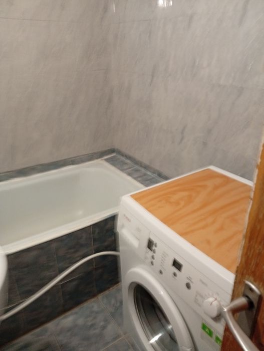 Închiriere apartament cu o cameră ,podul ros