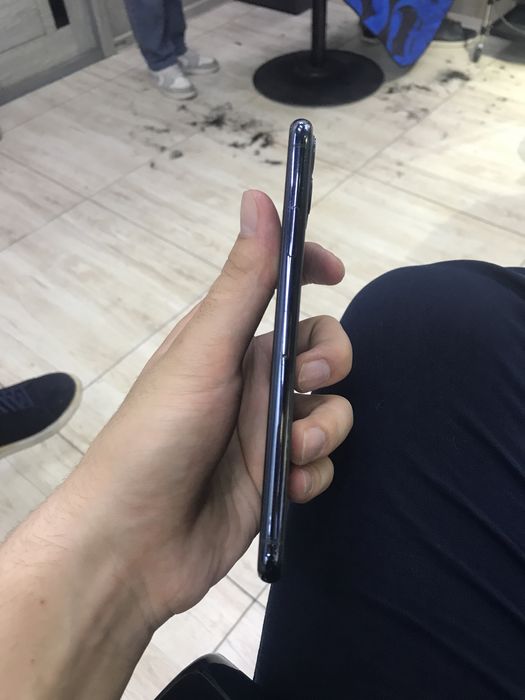 Iphone 11pro max sotiladi