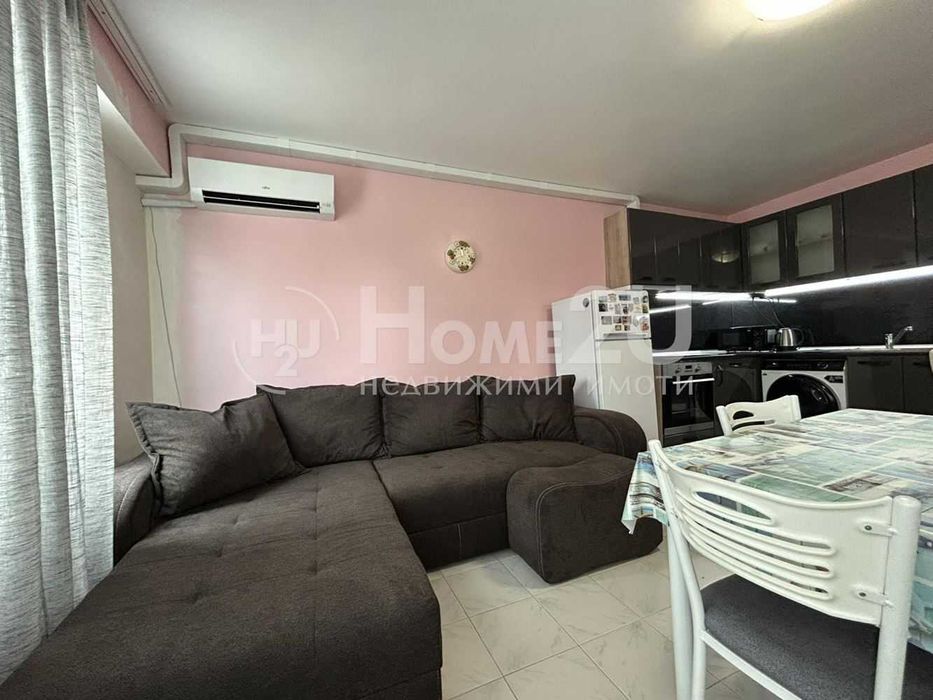 Продава се Двустаен апартамент в Варна, Бриз - 60 кв.м за 1233 €/кв.м - Снимка #1