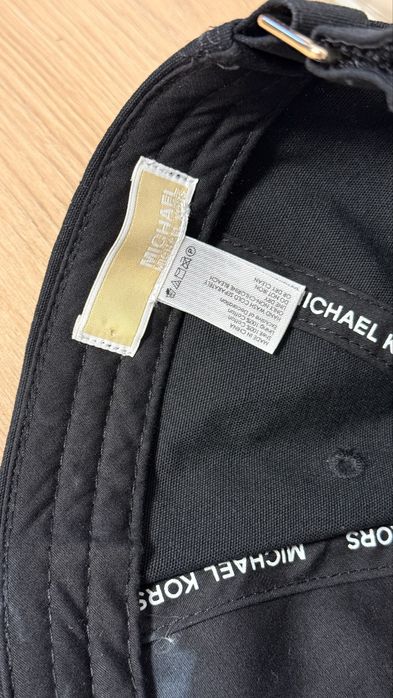 Козирка Michael Kors
