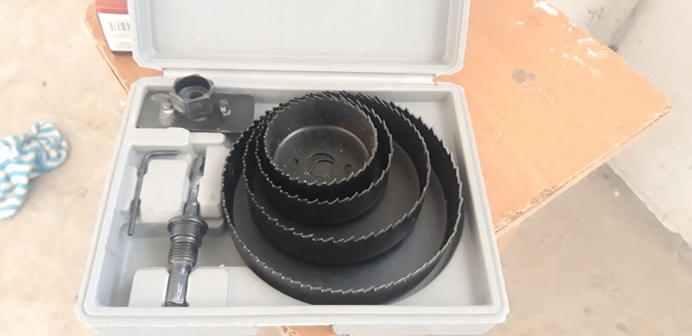 набор кольцевых пил по дереву