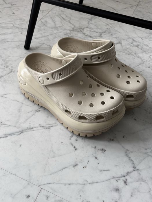 Дамски Crocs Mega Crush Iconic