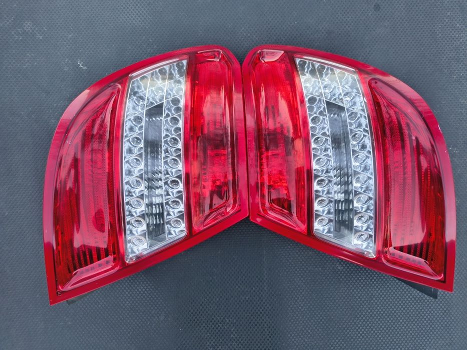 Stop tripla stanga/dreapta Mercedes C220 cdi w204 break/ combi