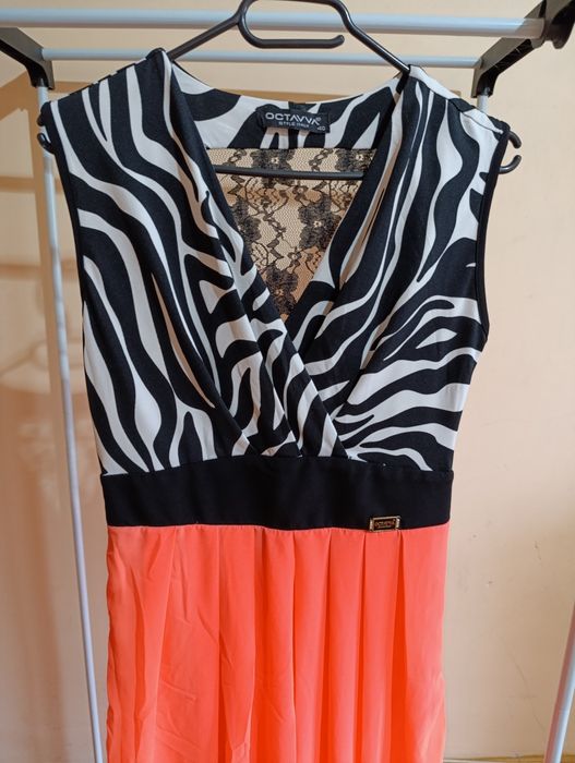 Дамски рокли размер S и  М