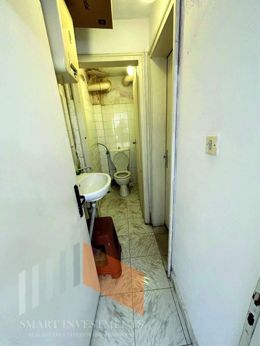 Продава се Магазин в Варна, Колхозен пазар - 70 кв.м за 1615 €/кв.м - Снимка #1