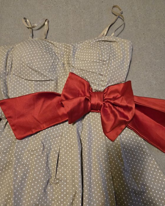 Много красива рокля С размер