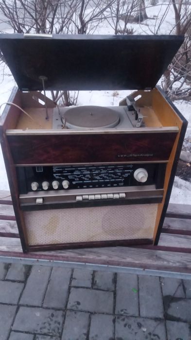 Продам проигрыватель