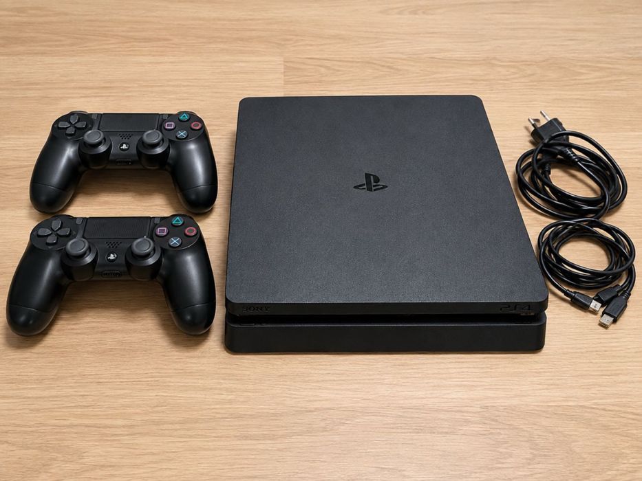 PlayStation 4 slim
