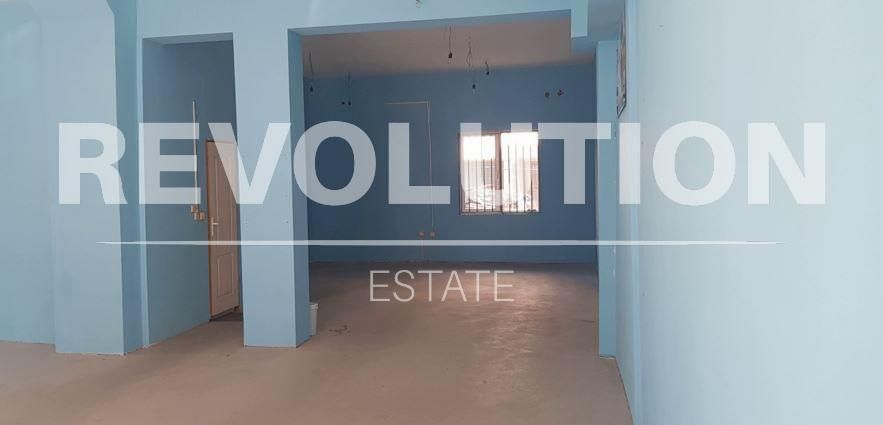 Дава се под наем Магазин в Варна, Възраждане 1 - 120 кв.м за 750 € - Снимка #1