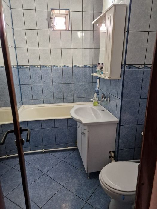 Inchiriez apartament 2 camere
