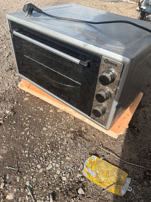 продам 2 духовки практически новые