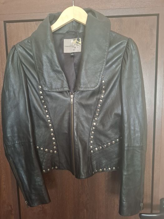 Дамски кожени якета М,Л на топ цени!и!
