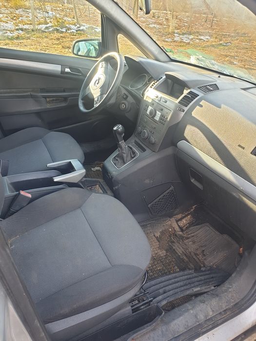 Opel Zafira / Опел Зафира 1.6i фабричен метан - НА ЧАСТИ!