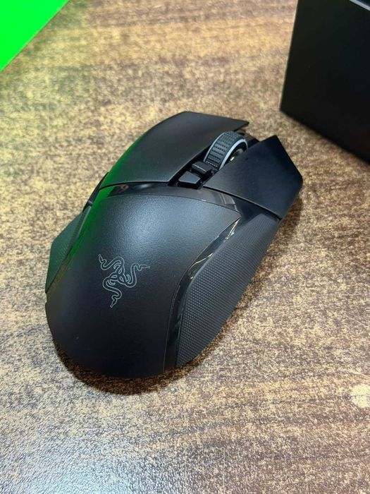 Геймърска безжична мишка Razer Basilik V3 PRO