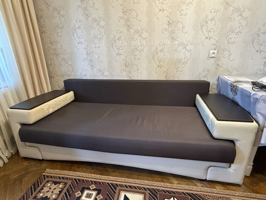 продам диван раздвижной