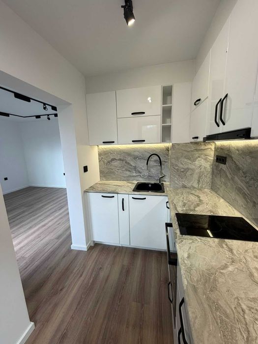 Модерен двустаен апартамент в Самара 1