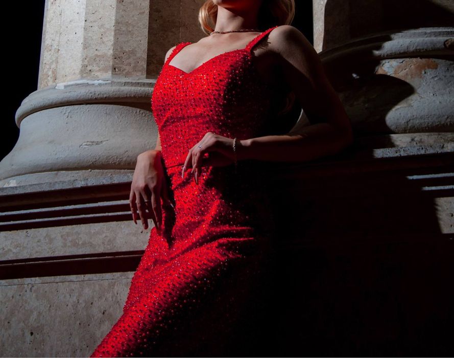 Платье праздничное!