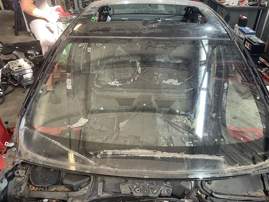 Предно стъкло БМВ Ф30/ Ф31 (predno staklo bmw f30/ f31)