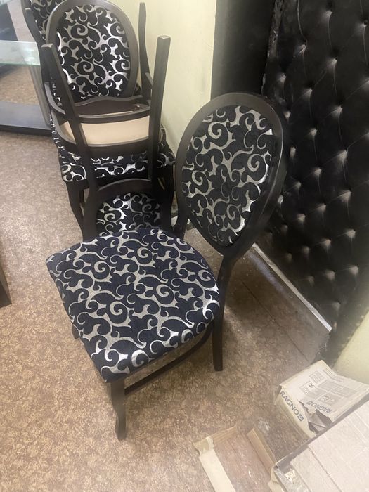 Трапезен стол !!