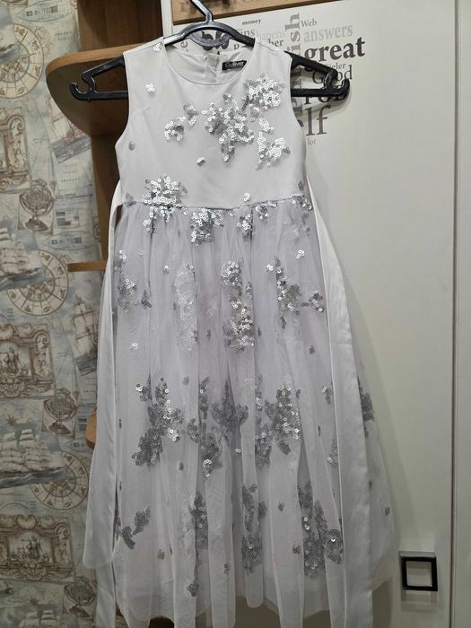 Продаю детские вещи