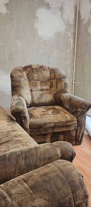 Продажа дивана, софы и кресла (комлект)