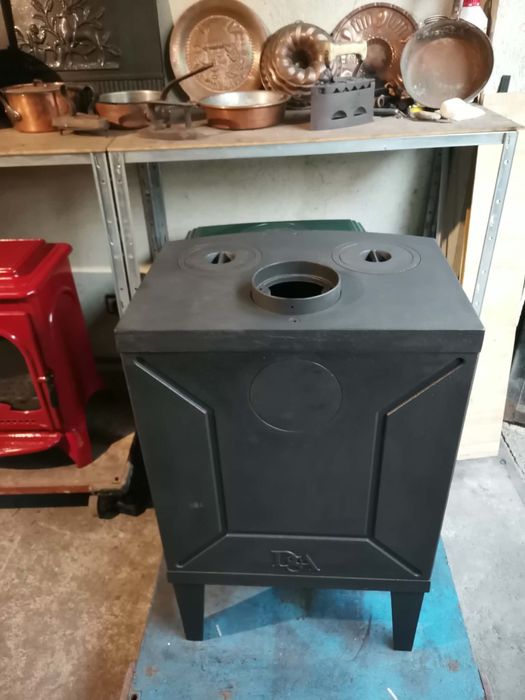 Скандинавска чугунена печка