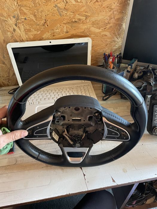 Волан за Рено Каджар 2017 год.