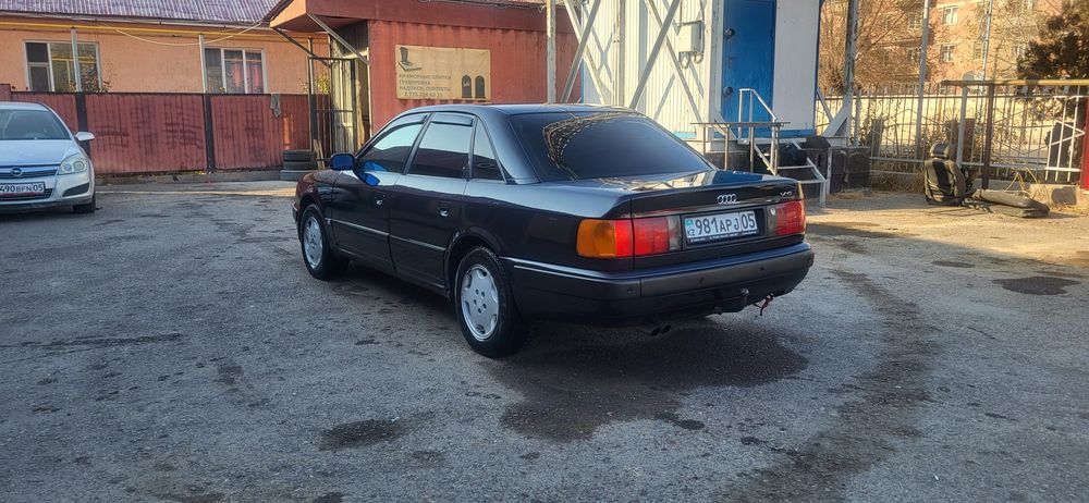Ауди с4 2.6 мкпп 6 ст
