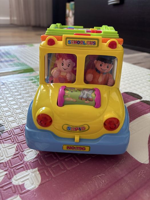 Masinuta copii cu lumini si sunete ( autobuzul scolar)
