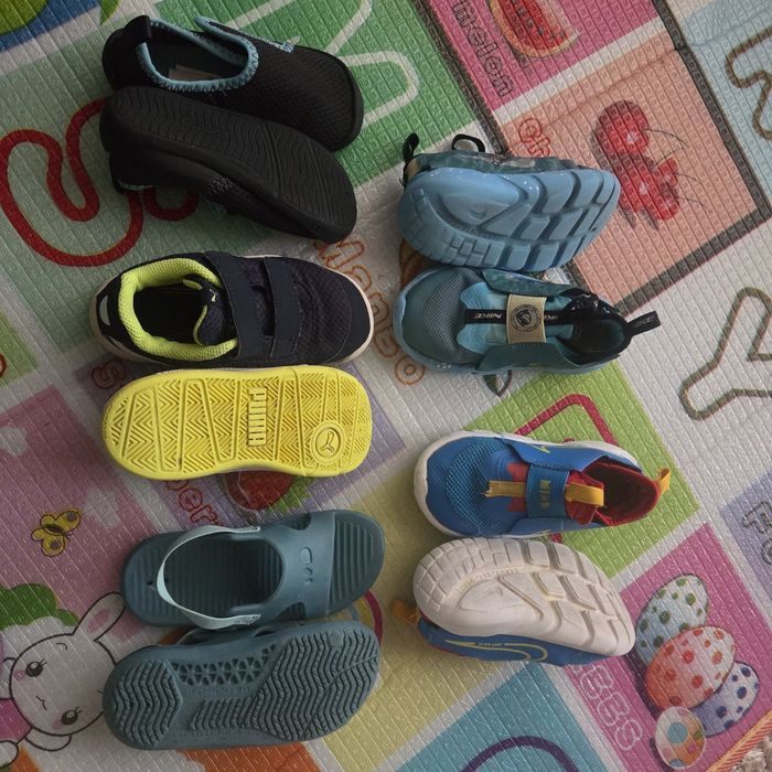 Маратонки Nike, Puma и сандали Декатлон 26