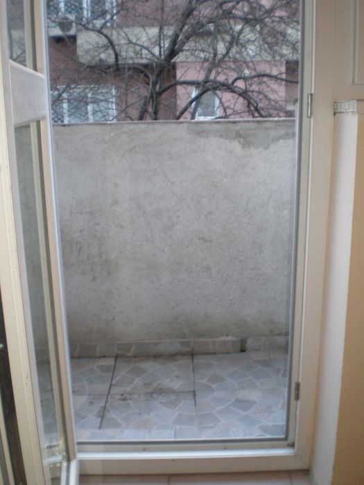 Дава се под наем Двустаен апартамент в София, Лозенец - 60 кв.м за 618.12 € - Снимка #2