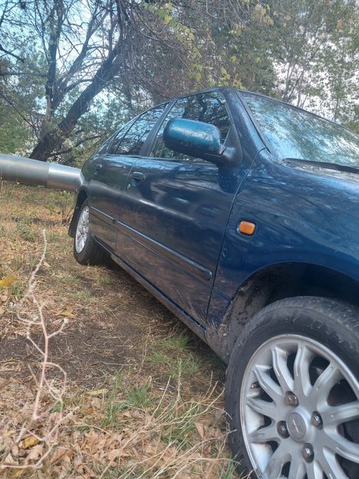 Nissan primera p 11