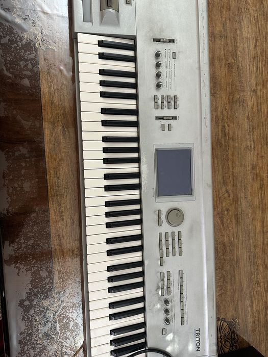 Продается КОРГ тритон