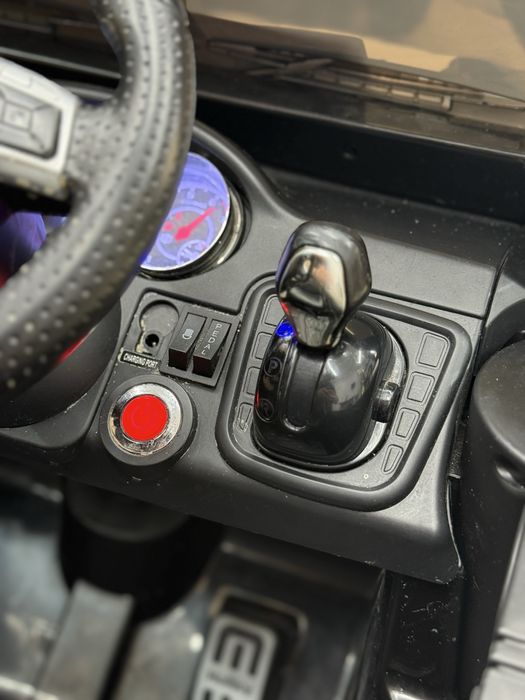 Masinuta electrica pentru copii Mercedes •Matei Amanet Margeanului•