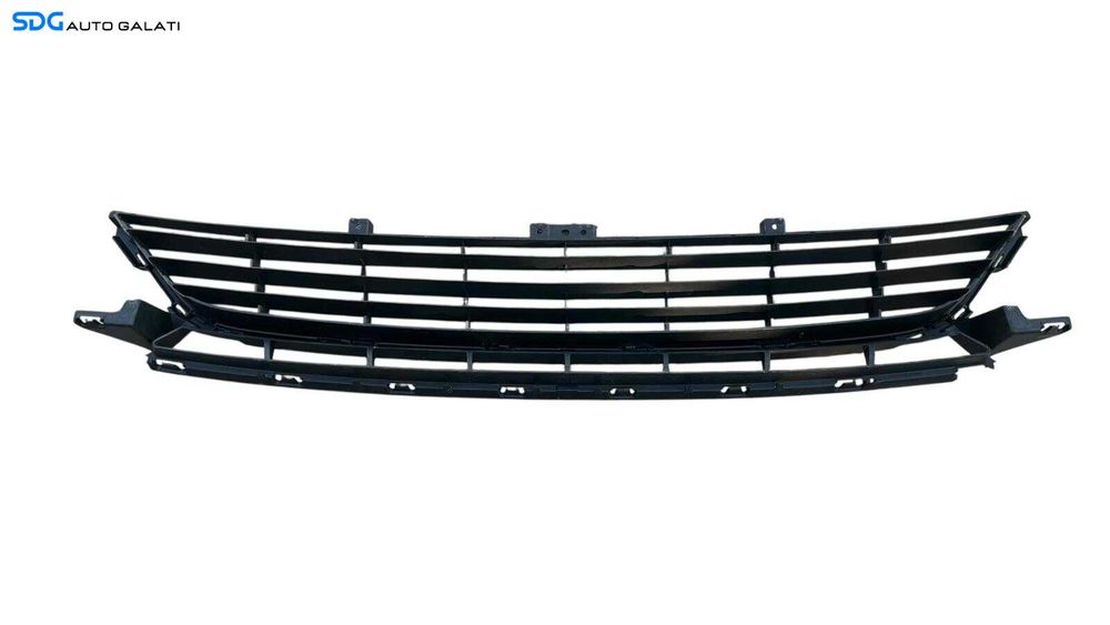 Grila Centrala Inferioara de pe Bara Spoiler Fata Renault Megane 3 FL Facelift 2013 - 2016 Cod 622548366R (Prezinta Mici Fisuri Intre Grile) [LC1417]