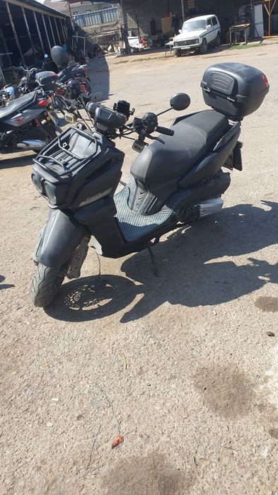 Продам мопед танк 150куб