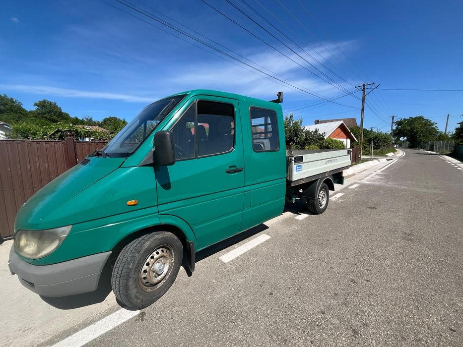 Mercedes Sprinter Doka 7 locuri + ladă