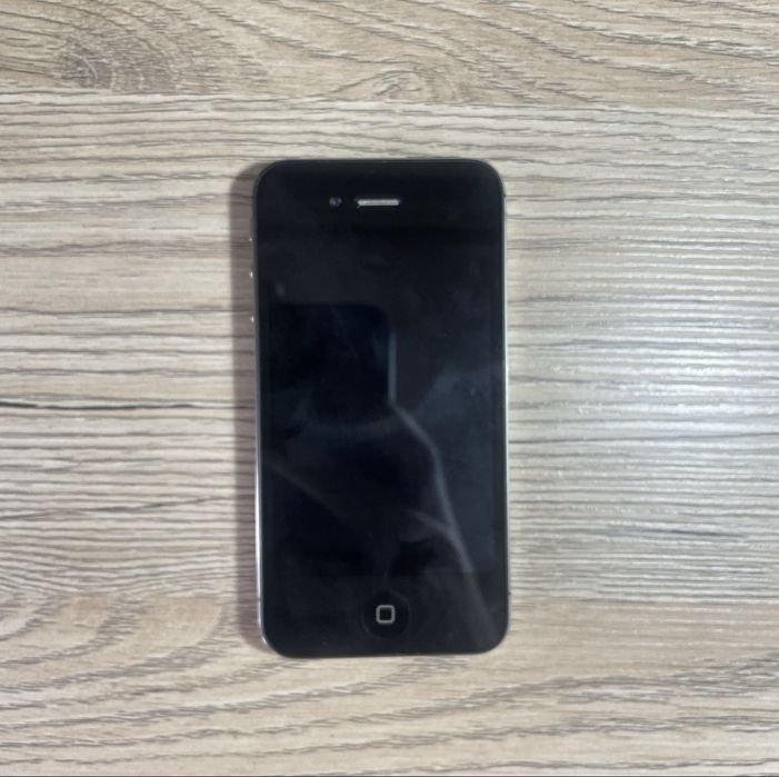 iPhone 4S идеальное состояние