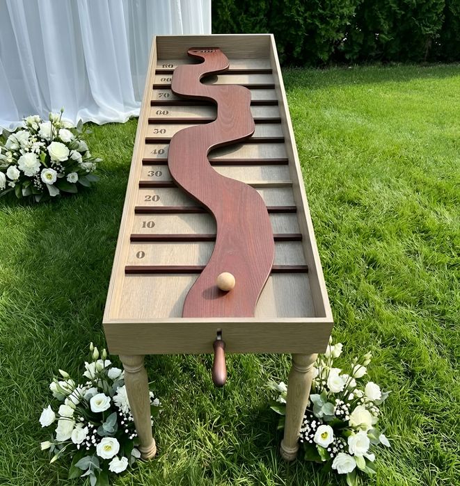 Jocuri elegante si personalizate pentru evenimentul tau!