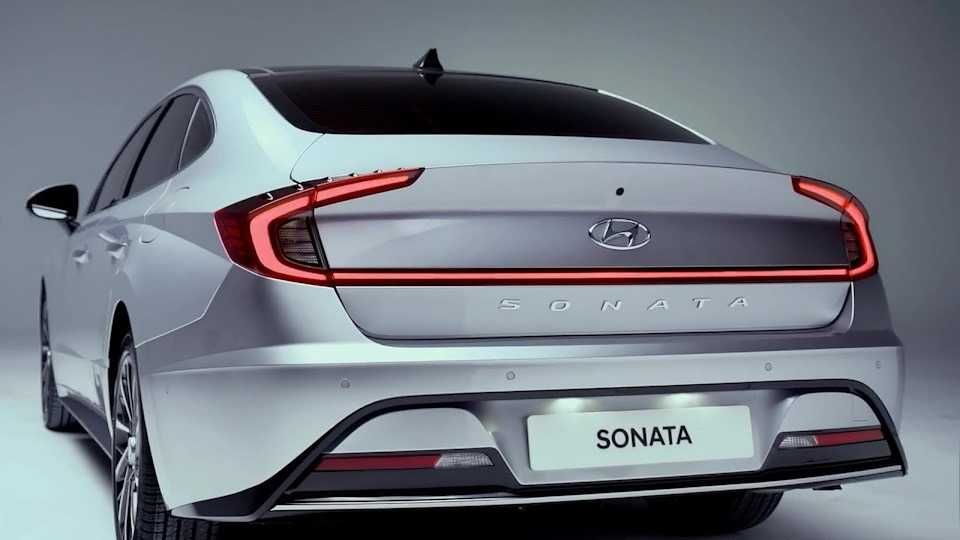 Фонарь на Соната 2020 Hyundai Sonata 20- DN8