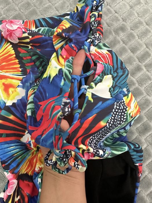 Стильный Купальник на одно плечо.