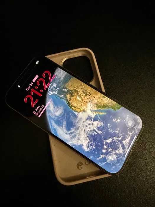 iPhone 16 PRO Impecabil - baterie 96% ca nou.