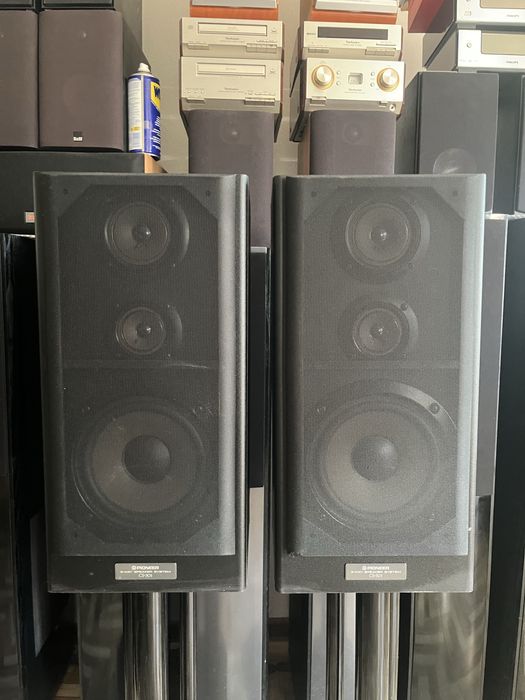Boxe Pioneer CS-301
