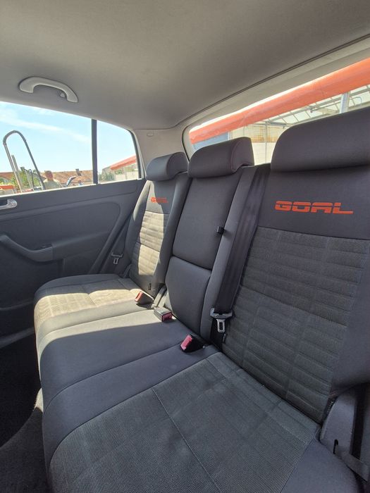Volkswagen Golf V Plus (pachet Goal)