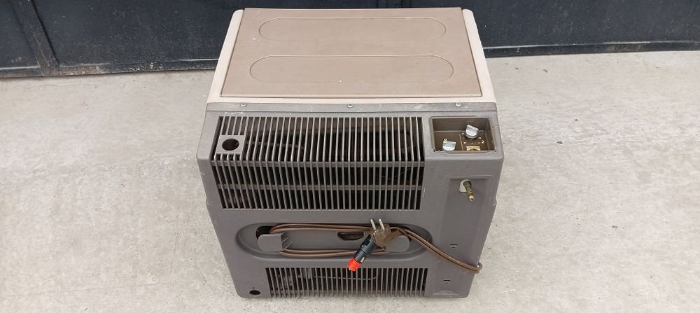 Амонячен хладилник Electrolux