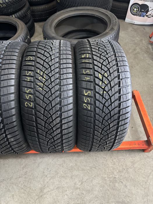 Anvelope Iarna 255/45/19 GoodYear UltraGrip Performance 255 45 19 R19