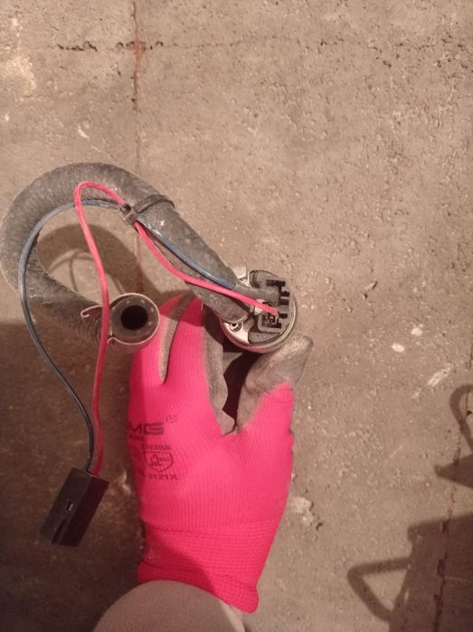 Бензинова   помпа