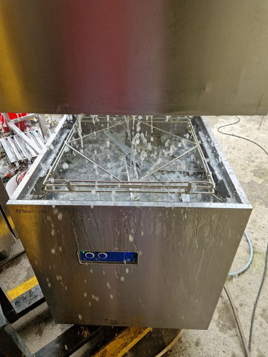 Mașina spălat vase cu sau fara capota, spalare rapida, inox, 380v