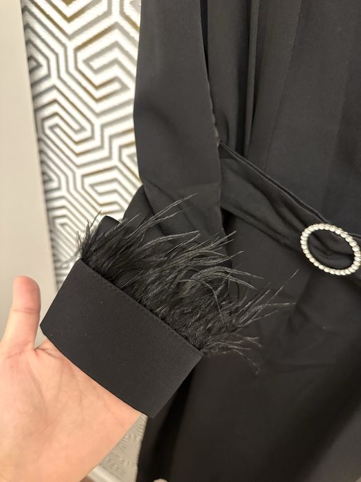 Продам черное элегантное платье!